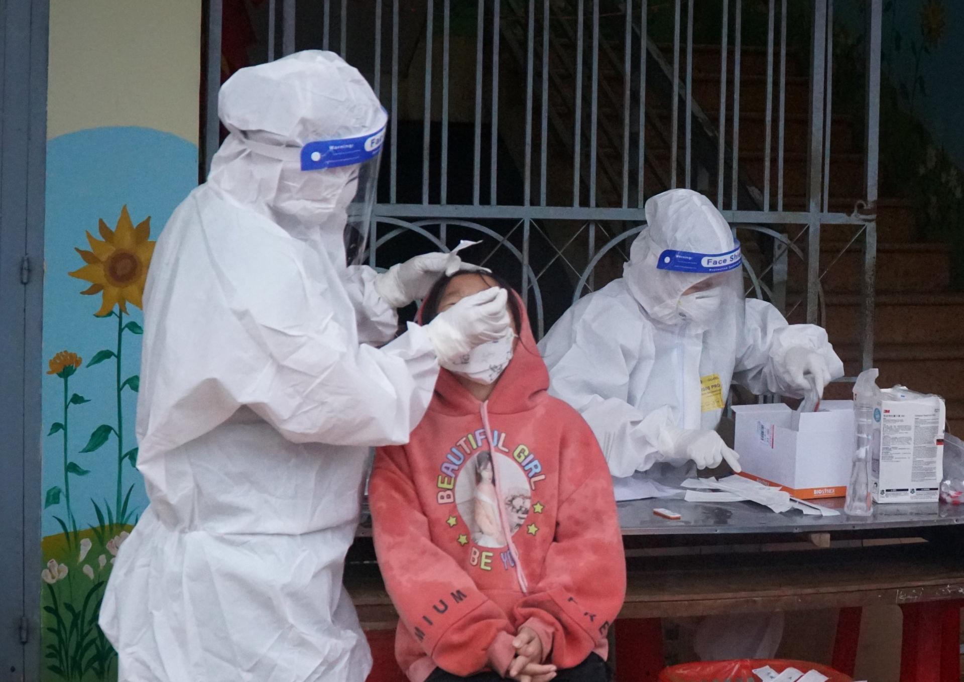 Ghi nhận thêm 73 trường hợp dương tính với SARS-CoV-2 trong ngày 3/1